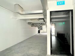 Telok Ayer Conservation Area (D1), Shop House #483765821